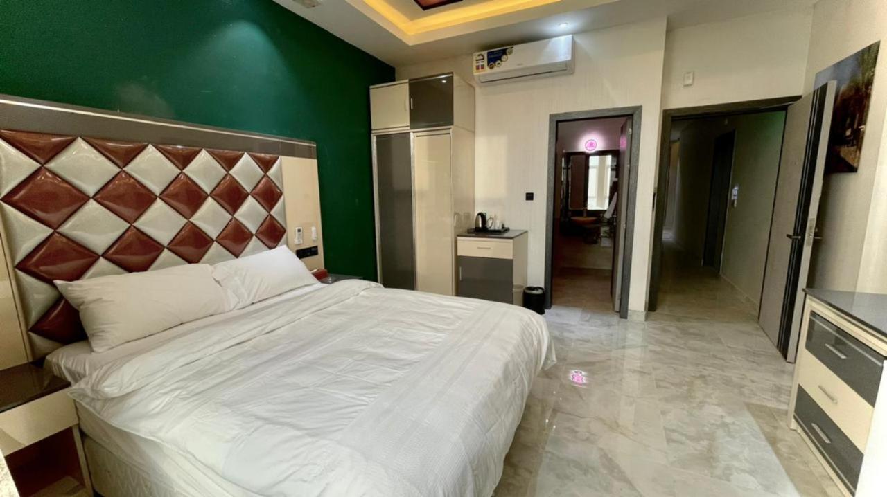 Asian Hotel 두쿰 외부 사진